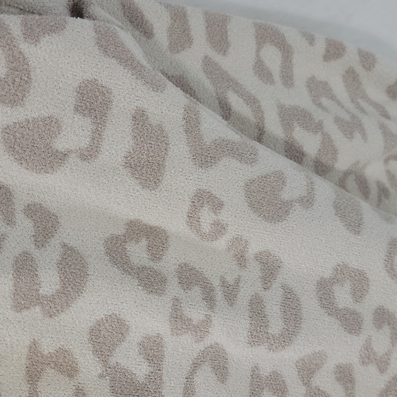 Girls  CozyChic Ultra Lite Leopard Print Track Pant - Picture 5 of 6